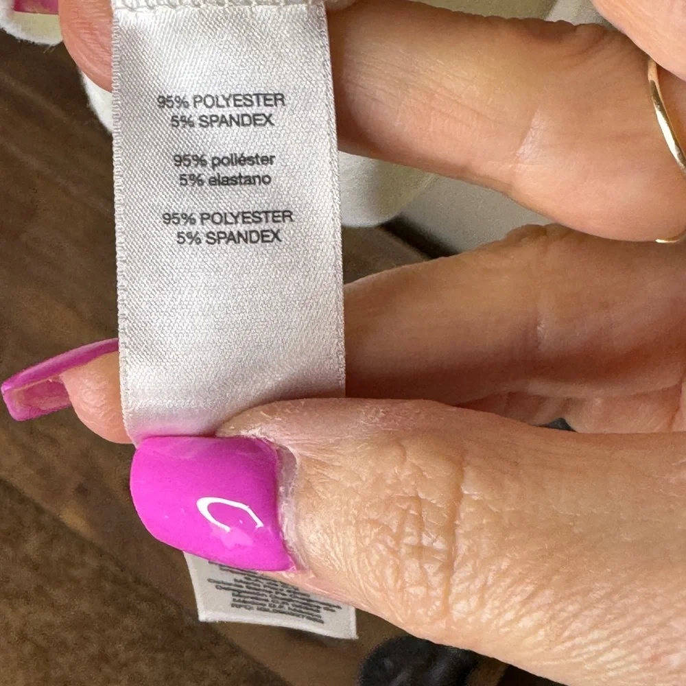 Chico’s 3/4 sleeve White and Purple Paisley Top women size large - Picture 6 of 9